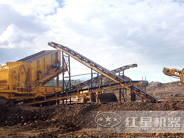 山西臨汾新型節(jié)能環(huán)保移動(dòng)打砂機(jī)工作現(xiàn)場(chǎng) 山西臨汾新型節(jié)能環(huán)保移動(dòng)打砂機(jī)工作現(xiàn)場(chǎng)