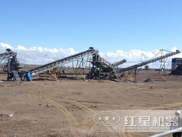 巖石制砂機(jī)工作現(xiàn)場 巖石制砂機(jī)工作現(xiàn)場