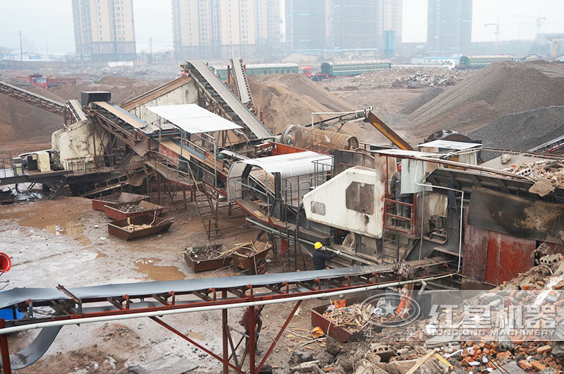 廢棄混凝土碎砂現(xiàn)場(chǎng) 廢棄混凝土碎砂現(xiàn)場(chǎng)