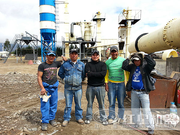 尼日利亞云母粉烘干現(xiàn)場 尼日利亞云母粉烘干現(xiàn)場