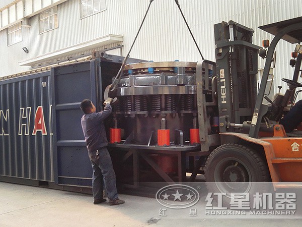 石灰石復(fù)合型圓錐破碎機(jī)預(yù)發(fā)貨 石灰石復(fù)合型圓錐破碎機(jī)預(yù)發(fā)貨