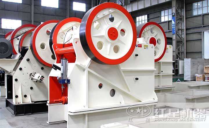 德版鄂式破碎機(jī),降低故障率60%,低耗能, 德版鄂式破碎機(jī),降低故障率60%,低耗能,