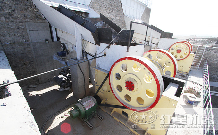 1200\*1500顎破機現(xiàn)場直觀圖