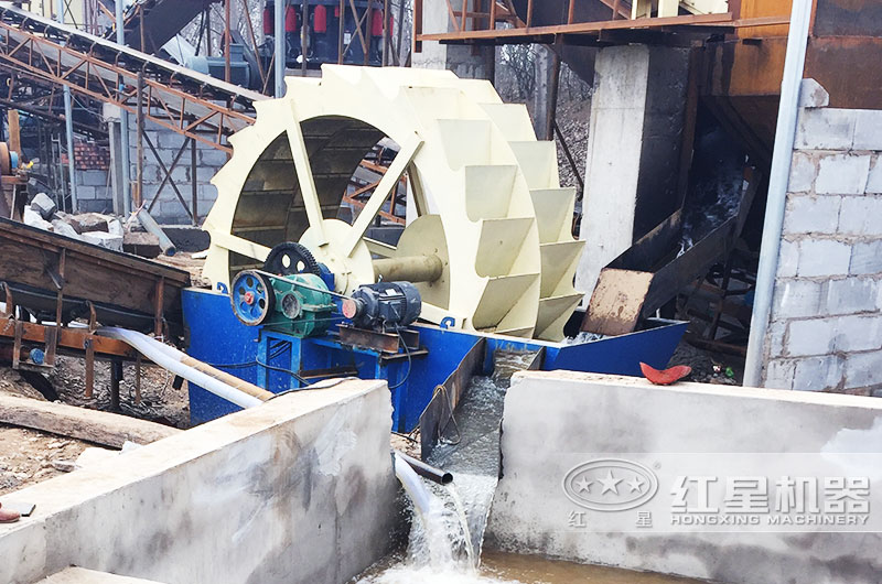 輪式洗砂機(jī)生產(chǎn)現(xiàn)場圖 輪式洗砂機(jī)生產(chǎn)現(xiàn)場圖