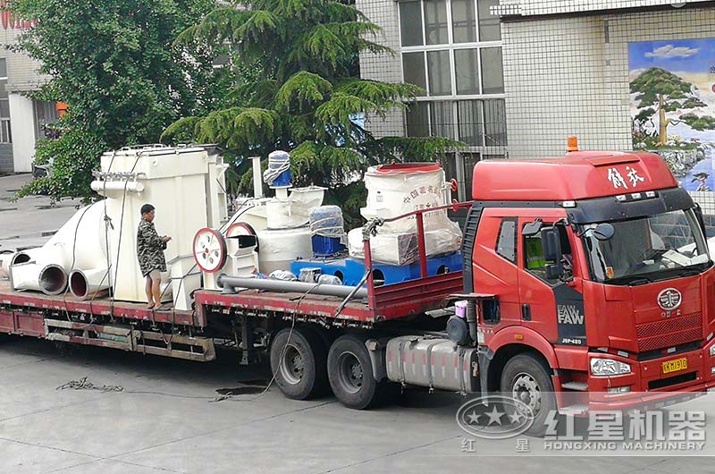 高強磨粉機發往山西 高強磨粉機發往山西