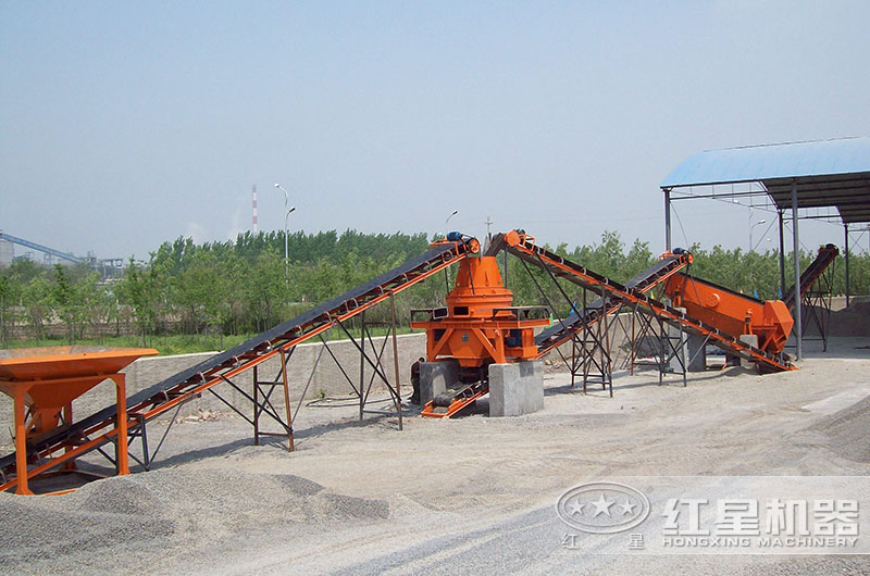 小型制砂破碎機(jī)作業(yè)現(xiàn)場圖片 小型制砂破碎機(jī)作業(yè)現(xiàn)場圖片