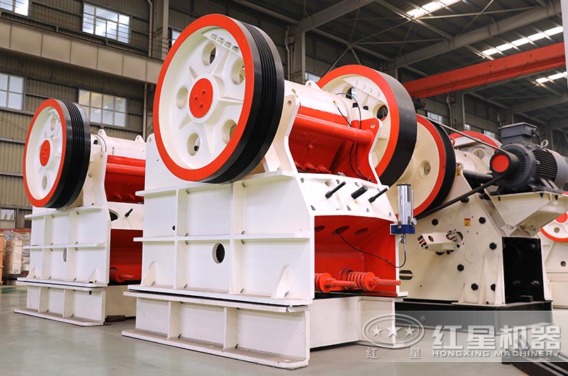 大型顎式磕石機圖片 大型顎式磕石機圖片