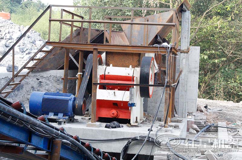 安徽客戶鄂式破碎機工作現場圖 安徽客戶鄂式破碎機工作現場圖