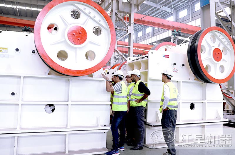 客戶來廠考察頭破機(jī)設(shè)備 客戶來廠考察頭破機(jī)設(shè)備