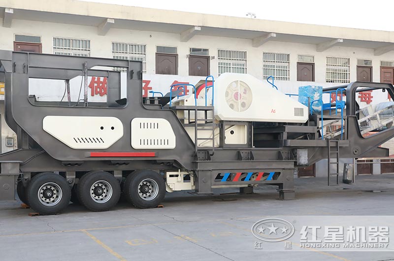 移動破碎石頭機(jī)器圖片 移動破碎石頭機(jī)器圖片
