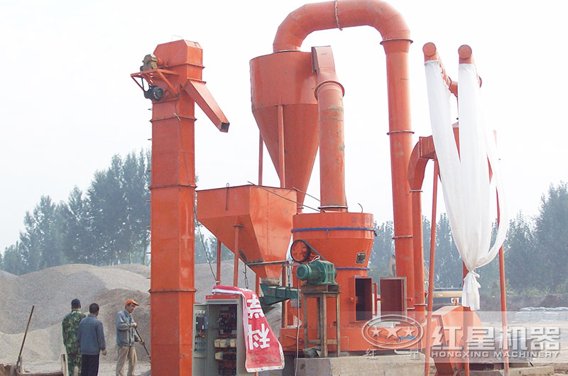 雷蒙磨粉機工作現場圖片 雷蒙磨粉機工作現場圖片