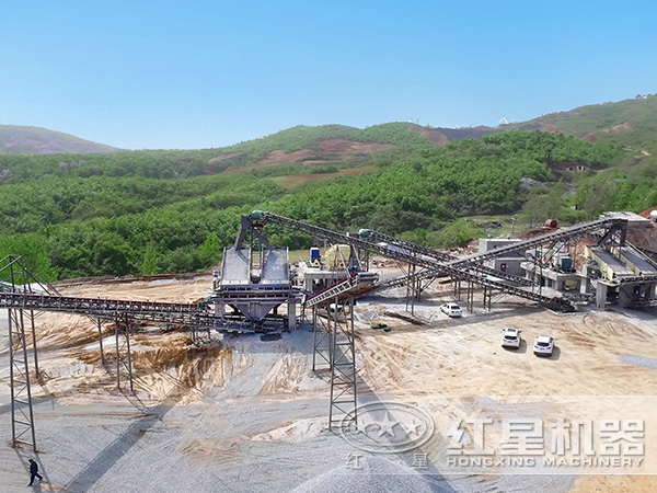 石灰石破碎現場 石灰石破碎現場