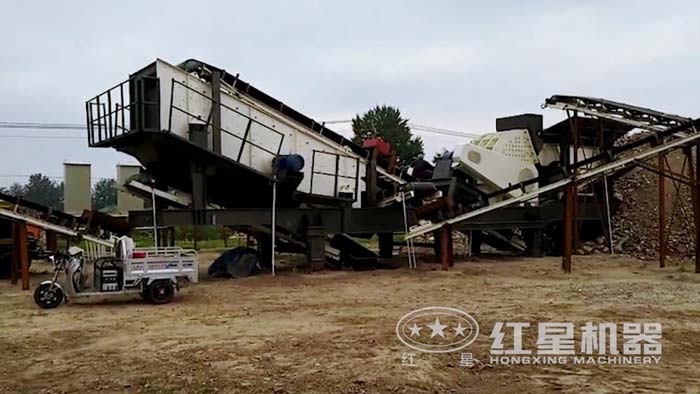 河北重錘破移動破碎站碎煤現場，碎煤簡單，一機搞定