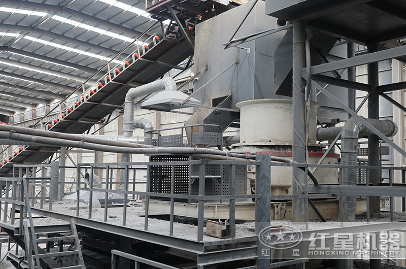 沖擊式制砂機(jī)作業(yè)加工現(xiàn)場 沖擊式制砂機(jī)作業(yè)加工現(xiàn)場