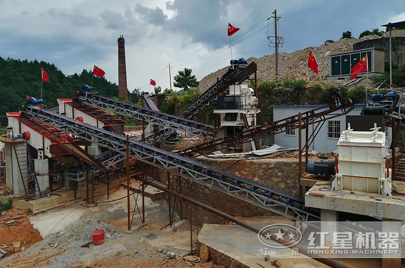 片石加工碎石生產(chǎn)客戶現(xiàn)場 片石加工碎石生產(chǎn)客戶現(xiàn)場