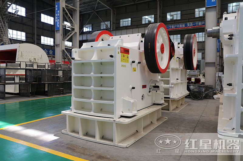 69顎式破碎機 69顎式破碎機