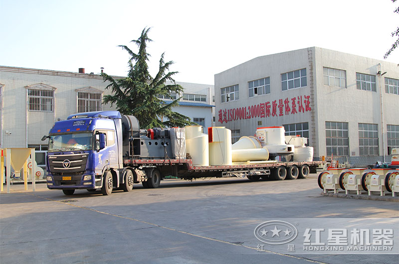 小型高嶺土雷蒙磨粉機(jī)發(fā)貨現(xiàn)場(chǎng) 小型高嶺土雷蒙磨粉機(jī)發(fā)貨現(xiàn)場(chǎng)