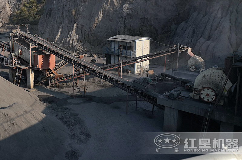 重錘式破碎機碎煤現場 重錘式破碎機碎煤現場